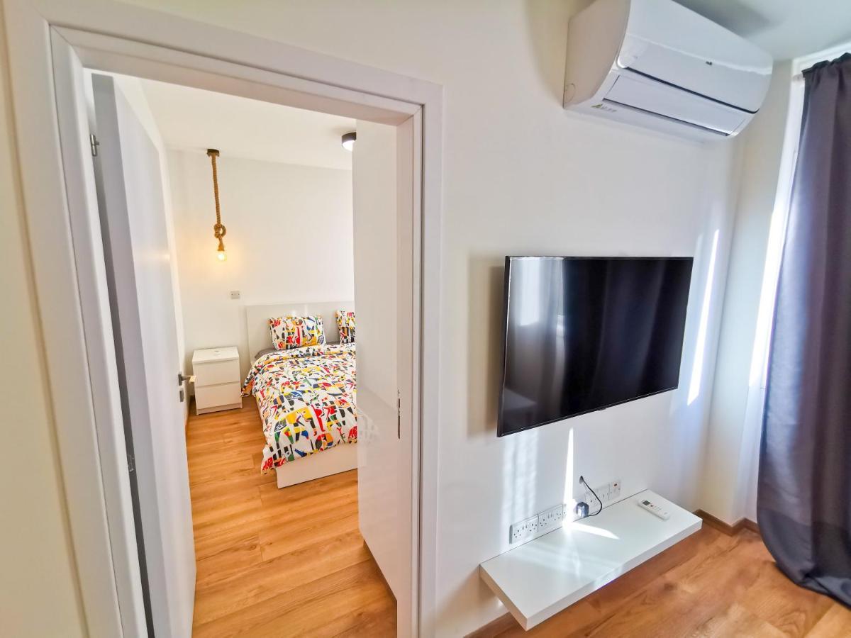 Citycenter Boutique Apartment Larnaca Exterior photo